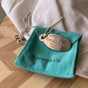 Tiffany & Co Return To Tiffany Oval Dog Tag Necklace